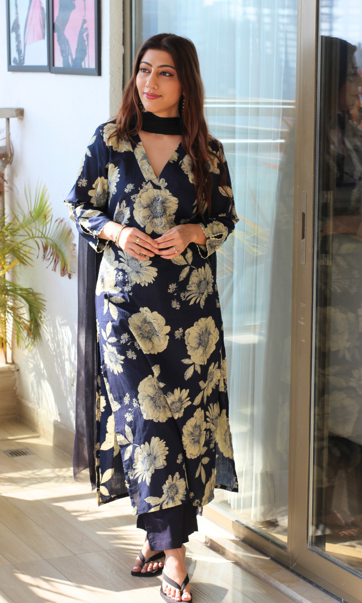 Floral Printed V-Neck Regular Straight Kurta With Trousers & Dupatta