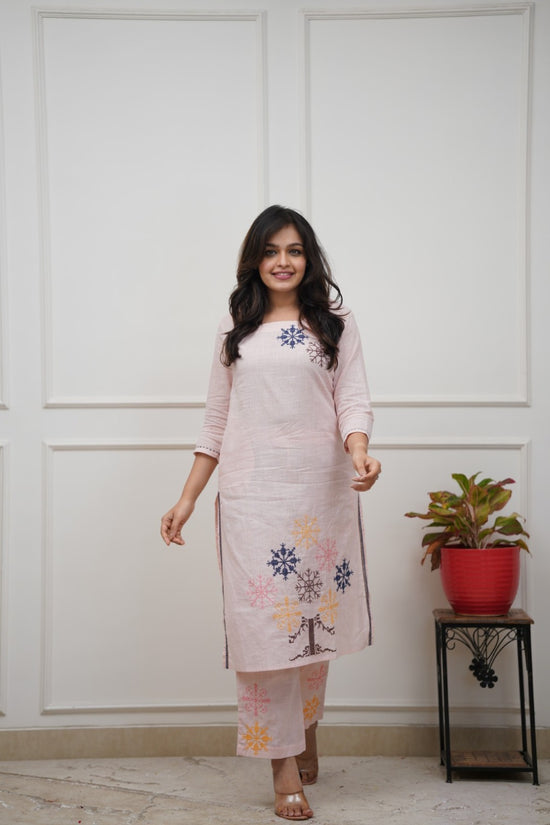 Suppar Sleave Women’s Pink Cotton Co-ords Set with Designer Floral Embroidery | Straight Kurti with 3/4 Sleeves | Ethnic Wear
