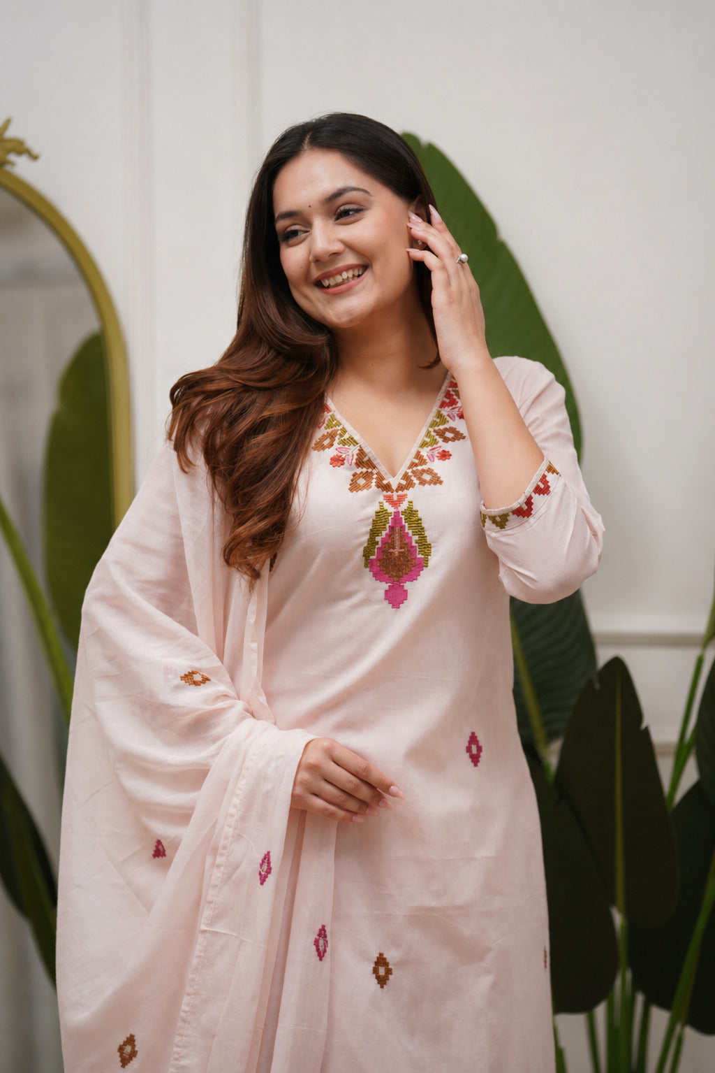 piludi Women’s Light Pink Kurta Set with Dupatta