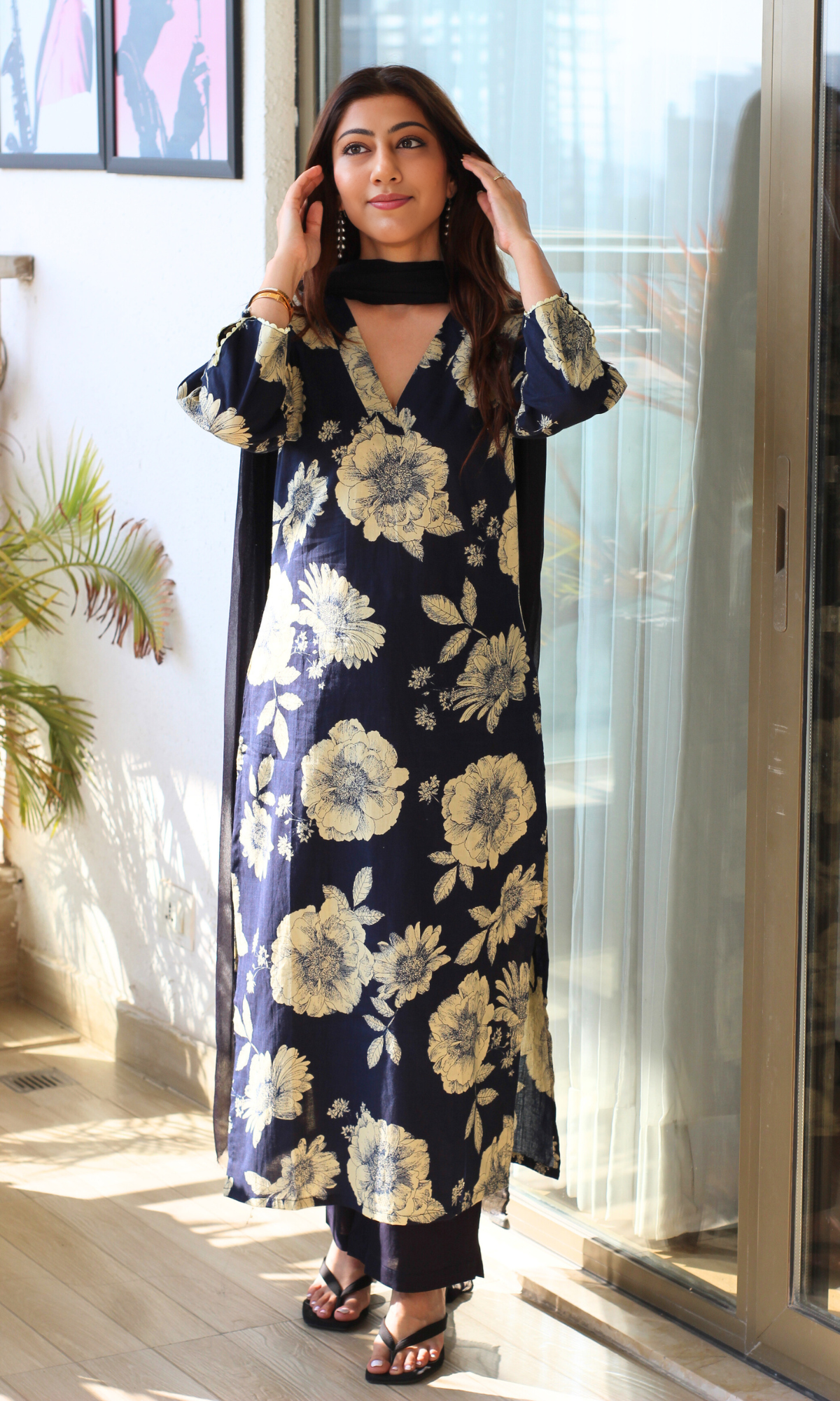 Floral Printed V-Neck Regular Straight Kurta With Trousers & Dupatta